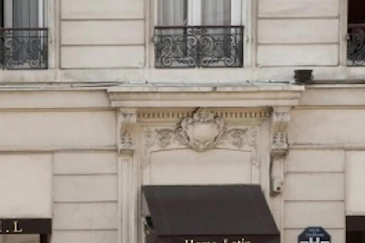 Home Latin Parijs Frankrijk