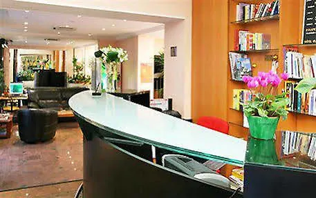 Home Latin Parijs Hotel